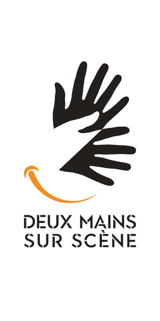 Logo 2 mains sur scène