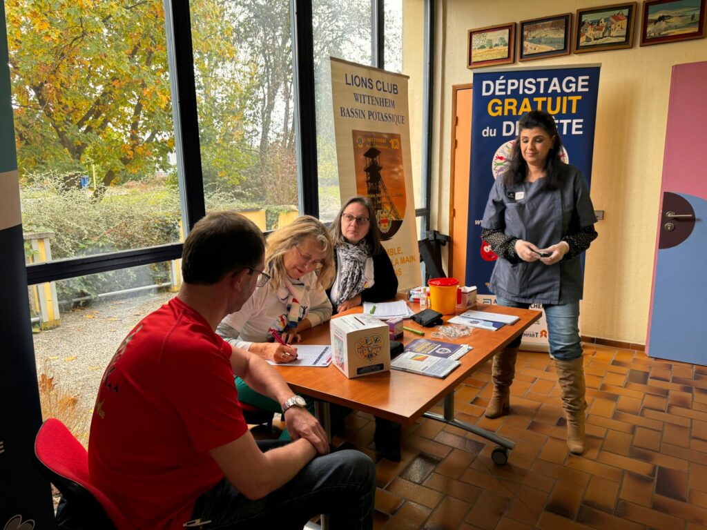 Stand du Lions Club Wittenheim pour le dépistage gratuit du diabète