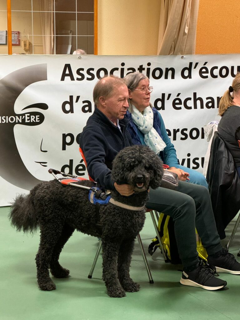 Claudine et Lucien Kubler avec son chien guide